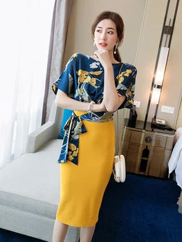 Summer 2020 New Banquet Sets Women Fashion Elegant Bat Sleeve Print Tops + Solid Pencil Skirt Set
Summer 2020 New Banquet Sets Women Fashion Elegant Bat Sleeve Print Tops + Solid Pencil Skirt Set