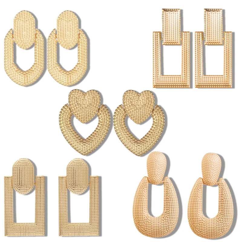 Popular Exaggerated Love Metal Frosted Earrings Creative Personality Geometric Retro Embossed Street Earrings
Popular Exaggerated Love Metal Frosted Earrings Creative Personality Geometric Retro Embossed Street Earrings