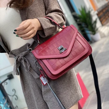 New genuine leather handbag crocodile pattern messenger bag cowhide portable shoulder bag GN-SB-ewyctn 
New genuine leather handbag crocodile pattern messenger bag cowhide portable shoulder bag GN-SB-ewyctn