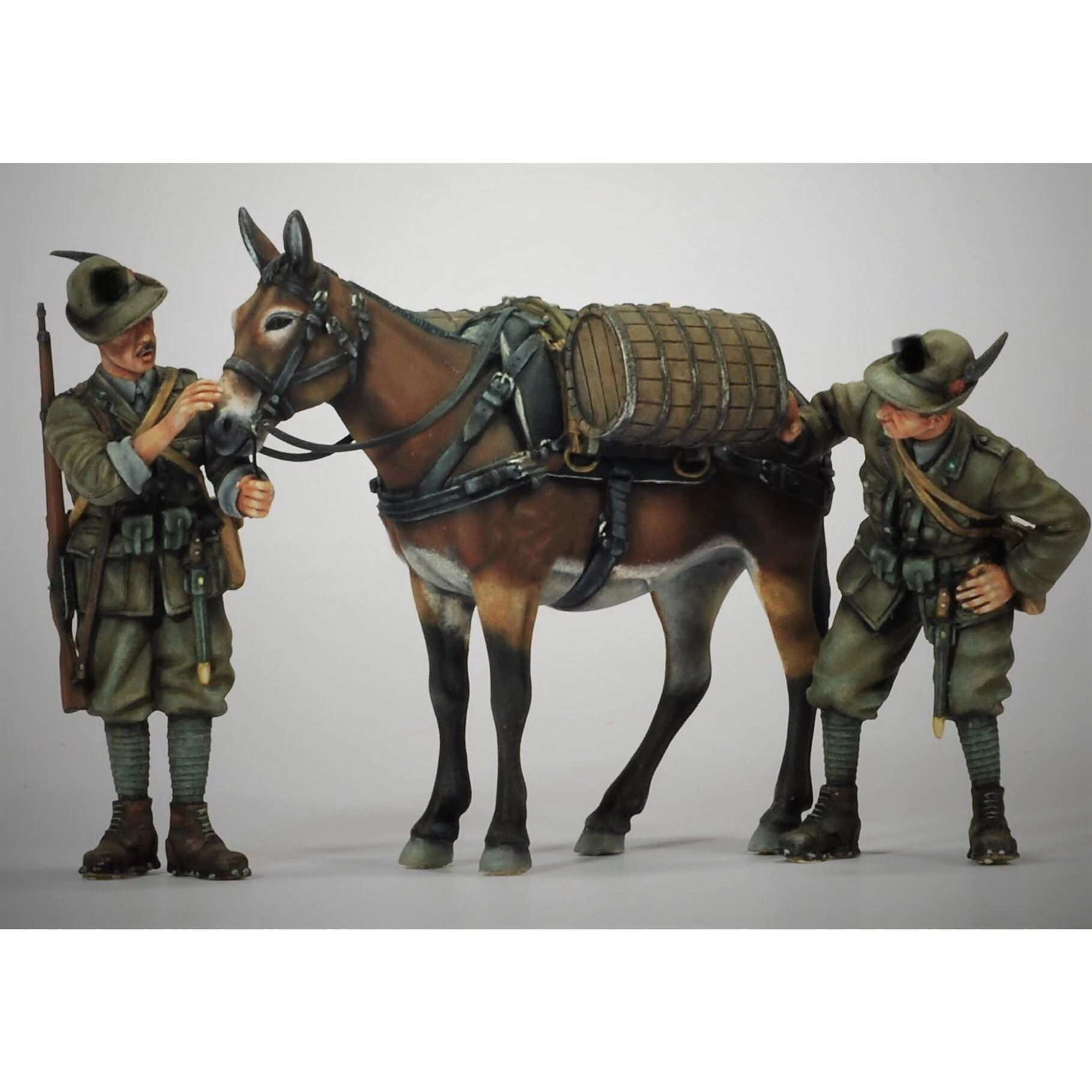 1/35 Resin Model Figure GK,Two people and a donkey , Unassembled and unpainted kit
1/35 Resin Model Figure GK,Two people and a donkey , Unassembled and unpainted kit