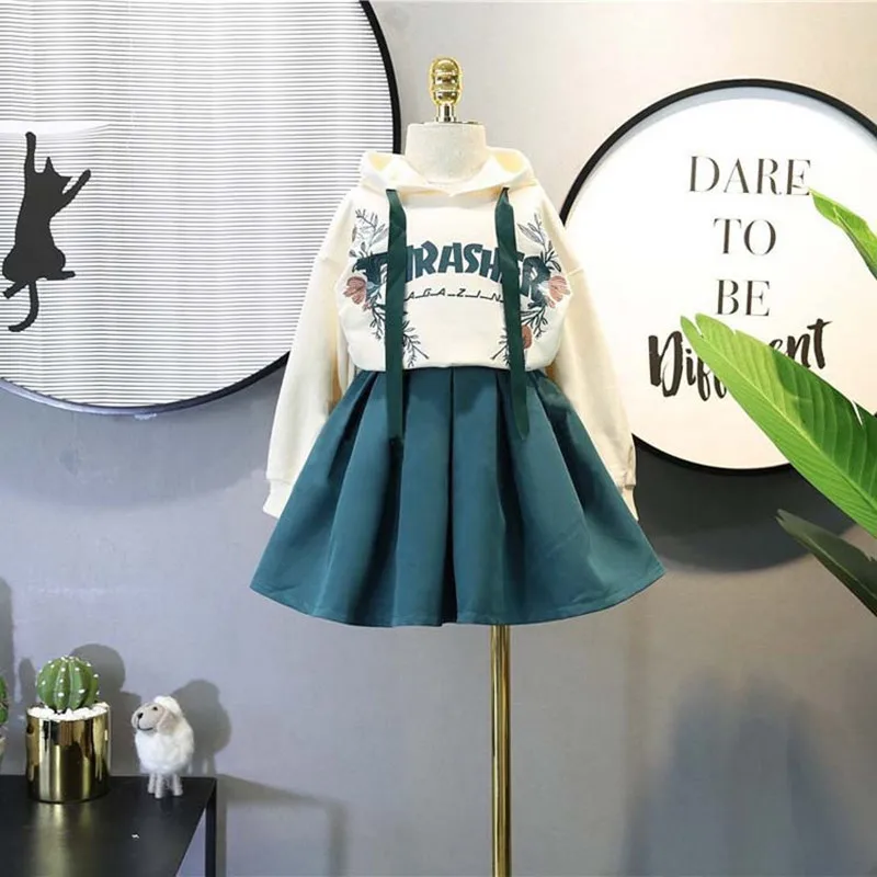 2018 Baby Girls Autumn Loose-Fit Hooded Flower Lettered Printed Hoodie + Blue-Green Solid Color Short Skirt CHILDREN'S Suit S
2018 Baby Girls Autumn Loose-Fit Hooded Flower Lettered Printed Hoodie + Blue-Green Solid Color Short Skirt CHILDREN'S Suit S