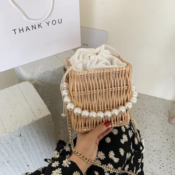 Pearl handle Woven Tote bag 2020 Summer New High-quality Straw Women's Designer Handbag Chain Shoulder Messenger Bag Purses
Pearl handle Woven Tote bag 2020 Summer New High-quality Straw Women's Designer Handbag Chain Shoulder Messenger Bag Purses