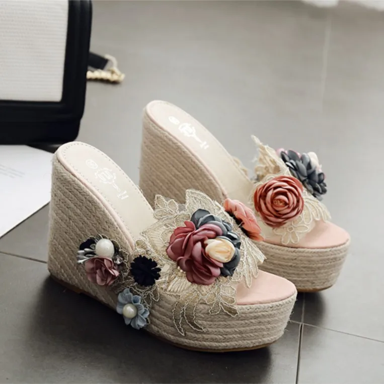 Shoes Slippers Women Summer Heeled Mules Flower Slides On A Wedge Pantofle Heels 2020 PU High Rome Wedges Floral Rubber
Shoes Slippers Women Summer Heeled Mules Flower Slides On A Wedge Pantofle Heels 2020 PU High Rome Wedges Floral Rubber
