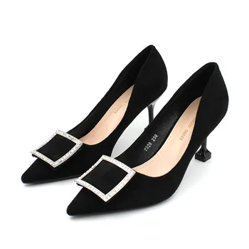 2019 OL fashion Brand Design Women shoes New Luxury Crystal Pointed Toe High Heels Party Shoes Ladies Shoes Wedding Shoes
2019 OL fashion Brand Design Women shoes New Luxury Crystal Pointed Toe High Heels Party Shoes Ladies Shoes Wedding Shoes