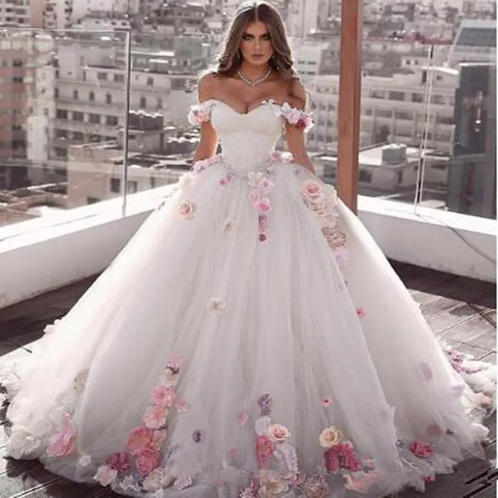 2022 Off Shoulder Flowers Prom Ball Gown Beaded Quinceanera Dress Lace Up Back Luxurious Pleated Tulle Sweet 15 Party
2022 Off Shoulder Flowers Prom Ball Gown Beaded Quinceanera Dress Lace Up Back Luxurious Pleated Tulle Sweet 15 Party