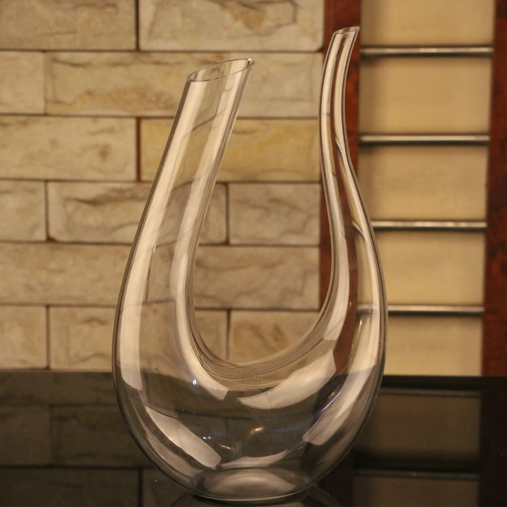 1.5L Swan Classic Wine Decanter Para Vinho Handmade Crystal Red Wine Pourer Vivid Champagne Carafe Kitchen Dining Bar Decanter 
1.5L Swan Classic Wine Decanter Para Vinho Handmade Crystal Red Wine Pourer Vivid Champagne Carafe Kitchen Dining Bar Decanter