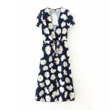 2020 Women vintage deep v neck breasted flower print causal slim midi Dress Female short sleeve bow Vestidos Chic Dresses DS3745
2020 Women vintage deep v neck breasted flower print causal slim midi Dress Female short sleeve bow Vestidos Chic Dresses DS3745