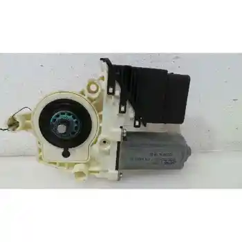 1K5839402B WINDOW MOTOR REAR RIGHT VOLKSWAGEN JETTA (1K2) 
1K5839402B WINDOW MOTOR REAR RIGHT VOLKSWAGEN JETTA (1K2)