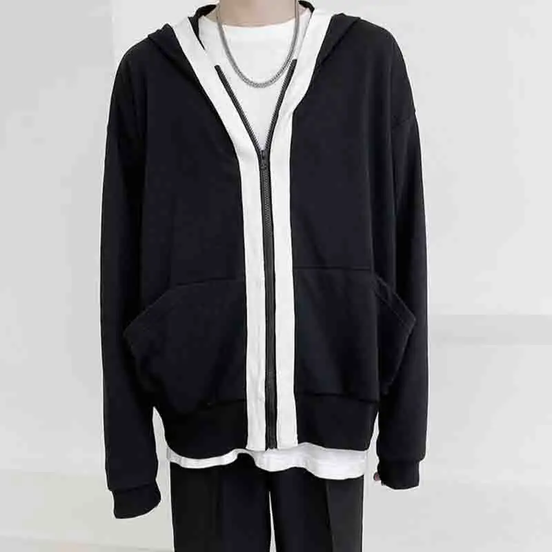 Черно-белая мозаичная толстовка с капюшоном в стиле интернет-хоп
Черно-белая мозаичная толстовка с капюшоном в стиле интернет-хоп