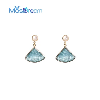 MosDream Delicate Blue Sector Natural Crystal Earrings s925 Silver Simple Elegant Earrings Sweet Versatile for Women 
MosDream Delicate Blue Sector Natural Crystal Earrings s925 Silver Simple Elegant Earrings Sweet Versatile for Women
