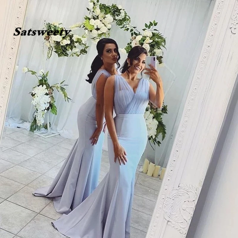 Sexy Mermaid Long Bridesmaid Dresses Sleeveless V-neck Light Blue Satin Women Wedding Party Dress Vestidos Formal Gowns
Sexy Mermaid Long Bridesmaid Dresses Sleeveless V-neck Light Blue Satin Women Wedding Party Dress Vestidos Formal Gowns