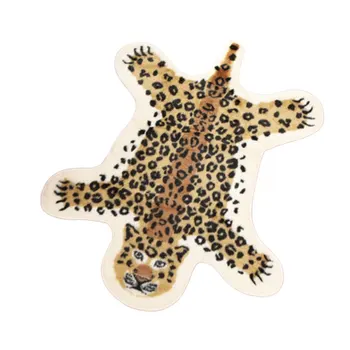 1 Pc Imitation Leopard Carpet Washable Nordic Style Non Slip Foor Rug Foor Mat Room Mat for Bedroom Living Room 
1 Pc Imitation Leopard Carpet Washable Nordic Style Non Slip Foor Rug Foor Mat Room Mat for Bedroom Living Room