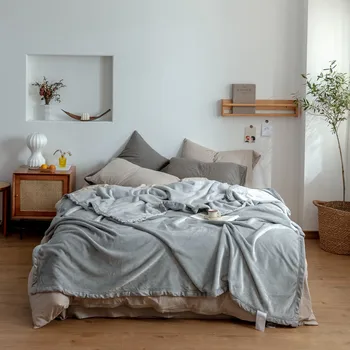 solid fluffy blanket plush Bedspread on the bed 400g coral fleece bed cover Feather Decorative sofa cover flannel blankets 
solid fluffy blanket plush Bedspread on the bed 400g coral fleece bed cover Feather Decorative sofa cover flannel blankets