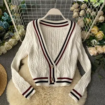 Foamlina Women's Knitted Cardigan Striped Deep V Neck Long Sleeve Short Sweater 2019 New Fashion Ladies Autumn Thin Sweater Top
Foamlina Women's Knitted Cardigan Striped Deep V Neck Long Sleeve Short Sweater 2019 New Fashion Ladies Autumn Thin Sweater Top