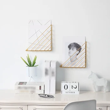 Decorative Iron Structure Simple Triangle Space Saving Book Shelf Storage Magazine Home Wall Mounted Living Room Hanging
Decorative Iron Structure Simple Triangle Space Saving Book Shelf Storage Magazine Home Wall Mounted Living Room Hanging