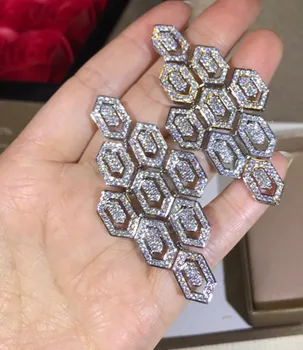 Hot Brand Fashion Party Jewelry For Women geometry snake Earrings cz zircon Geometric hollow round brand earrings
Hot Brand Fashion Party Jewelry For Women geometry snake Earrings cz zircon Geometric hollow round brand earrings
