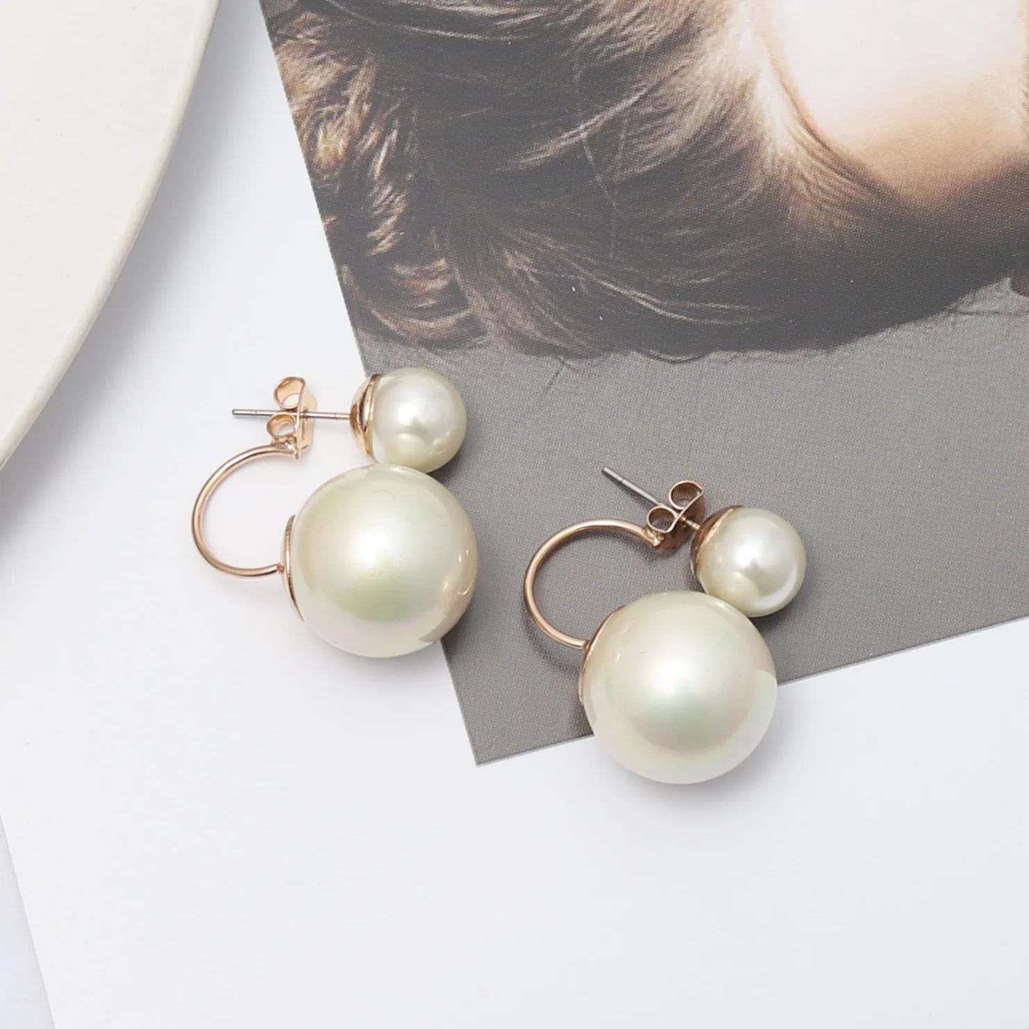 Elegant Imitated Shell Pearl Earrings for Women Jewelry Korean Fashionable Ear Studs Dating Sweet Girl Gift Brincos Pendientes
Elegant Imitated Shell Pearl Earrings for Women Jewelry Korean Fashionable Ear Studs Dating Sweet Girl Gift Brincos Pendientes