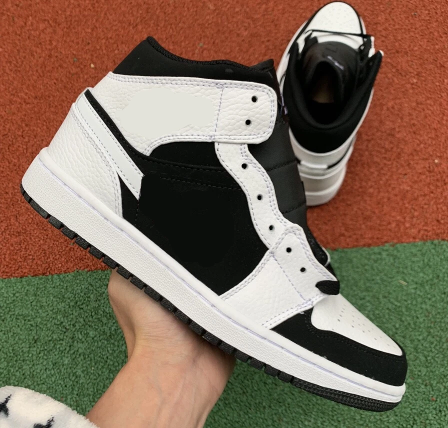 2020 authentic high quality top quality basketball shoes men's shoes women's shoes lovers shoes heighten outdoor 
2020 authentic high quality top quality basketball shoes men's shoes women's shoes lovers shoes heighten outdoor
