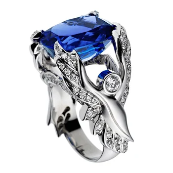 Huitan Luxury Cocktail Party Ring Creative Wings Pattern Design Vintage Deep Blue Cubic Zircon Stone Prong Setting Female Ring
Huitan Luxury Cocktail Party Ring Creative Wings Pattern Design Vintage Deep Blue Cubic Zircon Stone Prong Setting Female Ring