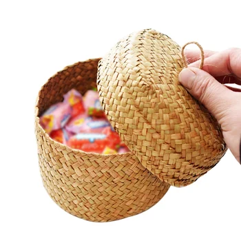 Handmade Straw Woven Storage Box Desktop Storage Basket With Lid Gift Box Sundries Organizer for Gift Packing 86 
Handmade Straw Woven Storage Box Desktop Storage Basket With Lid Gift Box Sundries Organizer for Gift Packing 86