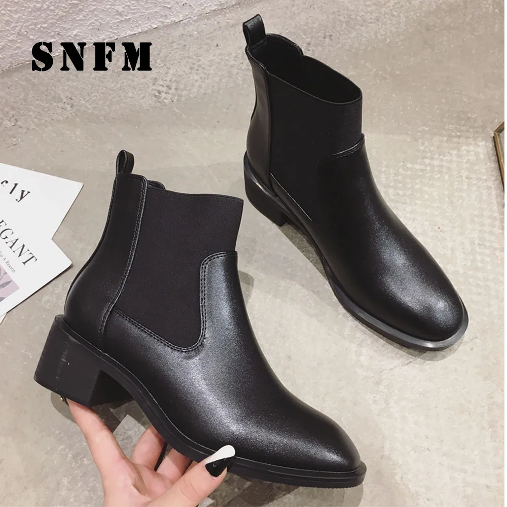 Motorcycle Boots Women Ankle Boots Male 2020 Original Casual Leather Botas Round Head Trend Fashion Street Style Women's Boots
Motorcycle Boots Women Ankle Boots Male 2020 Original Casual Leather Botas Round Head Trend Fashion Street Style Women's Boots