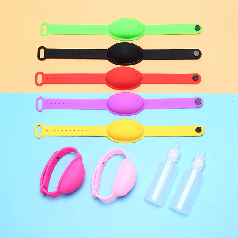 New Silicone Mini Hand Sanitizer Disposable No Clean Detachable Cover Travel Portable Safe Gel Holder Antibacterial Hand Gel
New Silicone Mini Hand Sanitizer Disposable No Clean Detachable Cover Travel Portable Safe Gel Holder Antibacterial Hand Gel