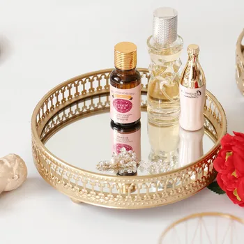 Nordic Modern Golden Iron Glass Mirror Base Tray Bedroom Desktop Jewelry Organizer Cosmetic Storage Tray Desktop Decoration
Nordic Modern Golden Iron Glass Mirror Base Tray Bedroom Desktop Jewelry Organizer Cosmetic Storage Tray Desktop Decoration