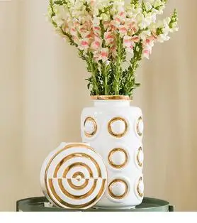 CREATIVITY CERAMICS VASE RING TEXTURE GOLDEN RELIEF VASES DESK DECOR FLOWER INSERT ARTIFICIAL FLOWERS VINTAGE HOME DECORATION
CREATIVITY CERAMICS VASE RING TEXTURE GOLDEN RELIEF VASES DESK DECOR FLOWER INSERT ARTIFICIAL FLOWERS VINTAGE HOME DECORATION