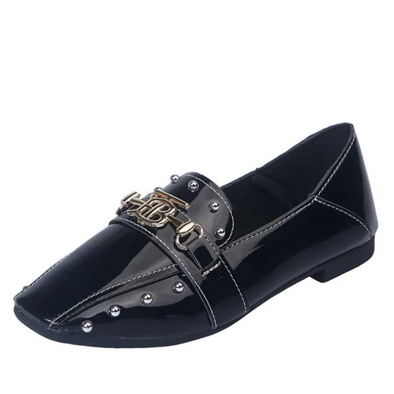 2020 spring shallow vent soft surface single shoes Square Head matte women's shoes one button women's shoes bright half slippers
2020 spring shallow vent soft surface single shoes Square Head matte women's shoes one button women's shoes bright half slippers