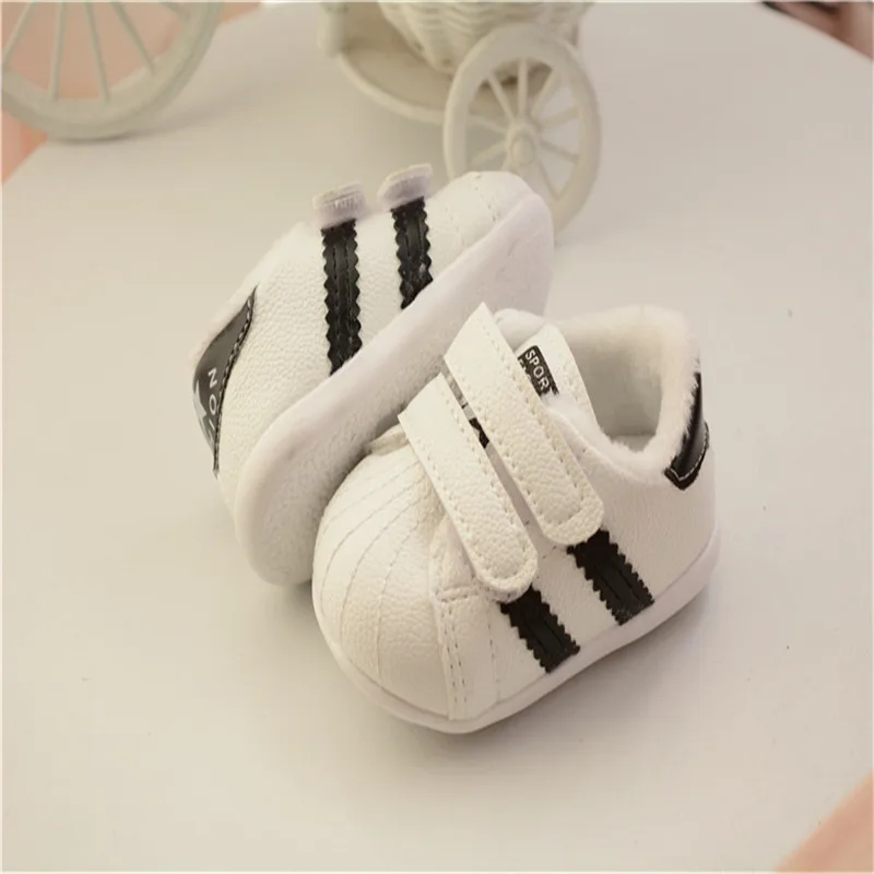Brand New Baby Boys Girls Soft Bottom Toddler Shoes Non-Slip Breathable Wear Resistant First Walkers Kids Shoes 2019
Brand New Baby Boys Girls Soft Bottom Toddler Shoes Non-Slip Breathable Wear Resistant First Walkers Kids Shoes 2019