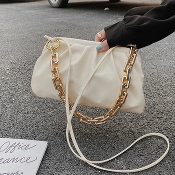 Gold Chain Design Shoulder Bags For Women 2020 Luxury Cloud Bag Female Crossbody Messenger Handbags Lady Party Clutch
Gold Chain Design Shoulder Bags For Women 2020 Luxury Cloud Bag Female Crossbody Messenger Handbags Lady Party Clutch