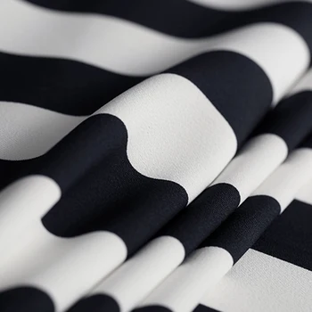 150CM Wide 300G/M Weight Black-White Stripe Print Polyester Fabric for Spring Summer Dress Jacket Pants DE1247
150CM Wide 300G/M Weight Black-White Stripe Print Polyester Fabric for Spring Summer Dress Jacket Pants DE1247