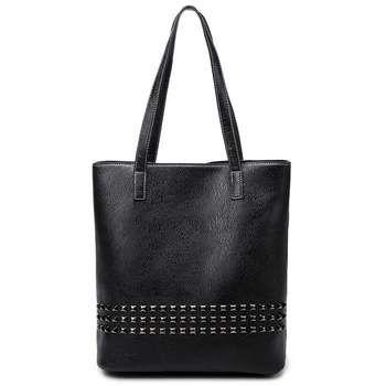 PU Leather Female Handbag Autumn Bag Large Size Women Shoulder Bag Daily Vintage Women Bag Causal Rivet Bag 
PU Leather Female Handbag Autumn Bag Large Size Women Shoulder Bag Daily Vintage Women Bag Causal Rivet Bag