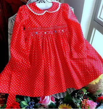 2020 autumn baby girl embroidered smocked dress kids peter pan collar long sleeve polka dot princess dress
2020 autumn baby girl embroidered smocked dress kids peter pan collar long sleeve polka dot princess dress