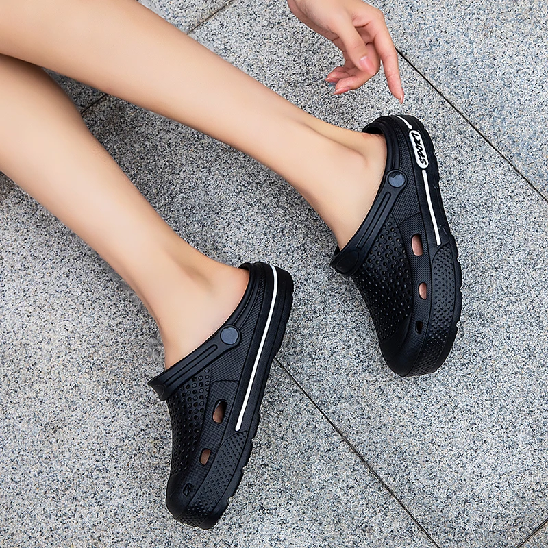 

2020 Summer Crocse Platform Garden Women Sandals Slippers Slip Croc Lightweight Sandles Unisex Comfortable Shoes for Beach