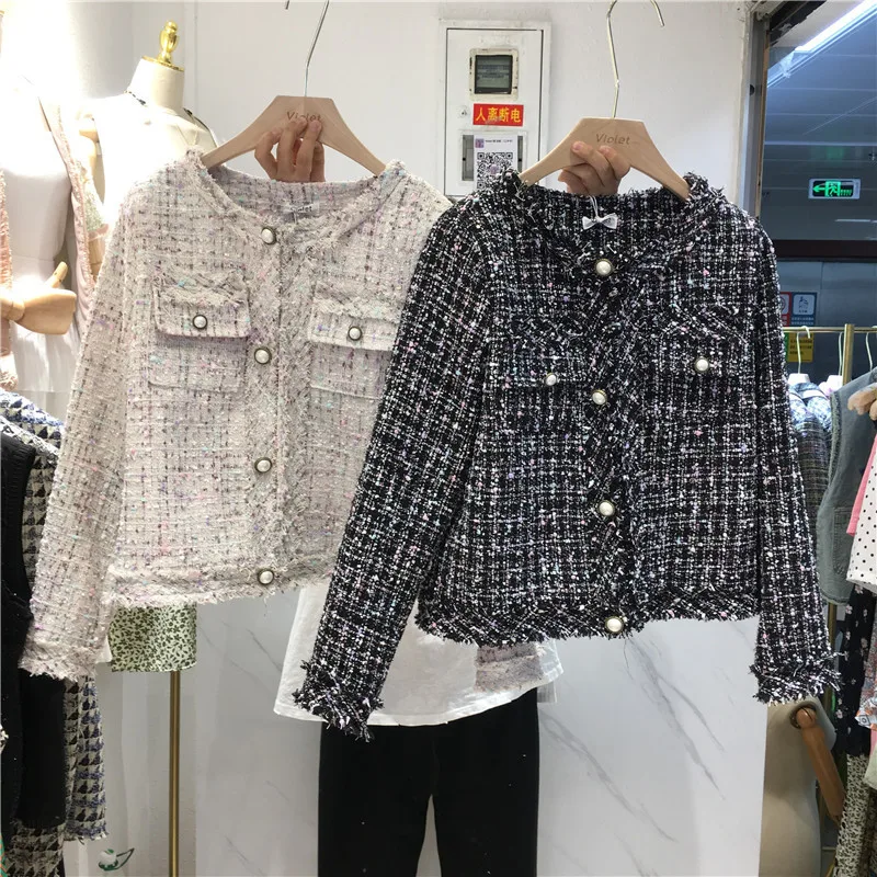 Lady Mini Tweed Jacket Female Wild OL Elegant Tassels Coat Single-breasted Slim Cardigan Long-sleeved Tops O-Neck Cropped Jacket
Lady Mini Tweed Jacket Female Wild OL Elegant Tassels Coat Single-breasted Slim Cardigan Long-sleeved Tops O-Neck Cropped Jacket