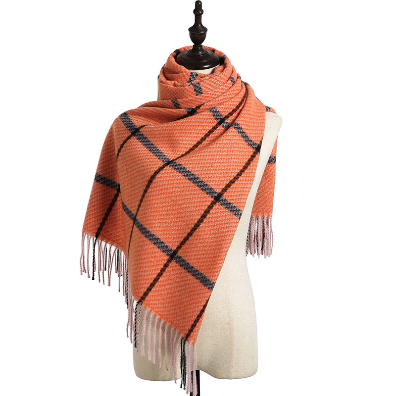 2020 autumn and winter new plaid imitation cashmere scarf women's knitted British simple color matching scarf warm shawl
2020 autumn and winter new plaid imitation cashmere scarf women's knitted British simple color matching scarf warm shawl