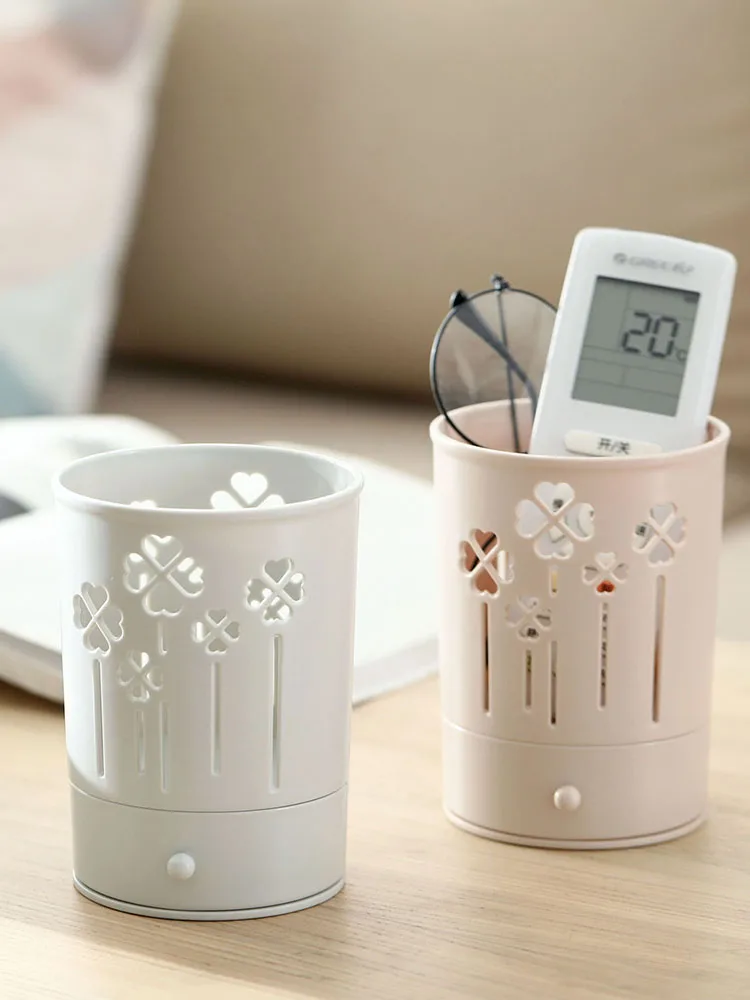 Держатель для карандашей в виде четырехлистного клевера, Пластиковые Офисные аксессуары, подставка для ручек, креативный простой Настольный Органайзер
Держатель для карандашей в виде четырехлистного клевера, Пластиковые Офисные аксессуары, подставка для ручек, креативный простой Настольный Органайзер