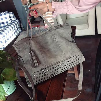 2020 Newest PU Leather Vintage Trends Women Handbags Female Studded Large Capacity Shoulder Bag Tote Ladies Satchel Travel Bag
2020 Newest PU Leather Vintage Trends Women Handbags Female Studded Large Capacity Shoulder Bag Tote Ladies Satchel Travel Bag