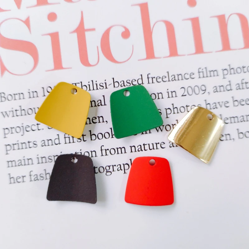 Multicolors Concave Shape Trapezoid Wave Eardrop Metal Diy Material Pendant Necklace Earring Charms Jewelry Component 10pcs
Multicolors Concave Shape Trapezoid Wave Eardrop Metal Diy Material Pendant Necklace Earring Charms Jewelry Component 10pcs