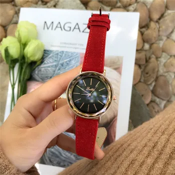 2020 hot selling sports style quartz watch for lady leather band watches clock relogios timepiece
2020 hot selling sports style quartz watch for lady leather band watches clock relogios timepiece