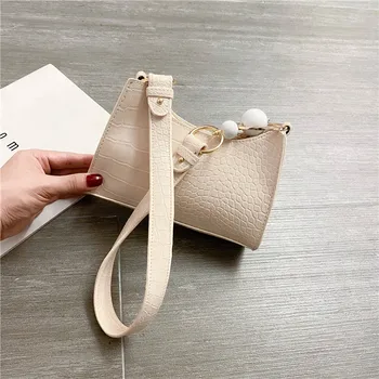 Manufacturers Direct Selling This Year Popular Packets 2020 New Style Shoulder Bag Summer Fashion Network Red Shoulder Bag Armpi 
Manufacturers Direct Selling This Year Popular Packets 2020 New Style Shoulder Bag Summer Fashion Network Red Shoulder Bag Armpi