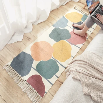 Creative flowers pattern hand-woven floor mat tassel cotton long strip rugs bedroom decor home non-slip bedside carpet area rug
Creative flowers pattern hand-woven floor mat tassel cotton long strip rugs bedroom decor home non-slip bedside carpet area rug