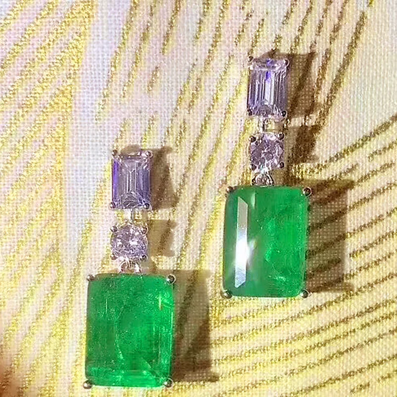 ZOCA Emerald Drop Earrings Fine Jewelry Trendy Geometric Women Party Wedding 925 Sterling Silver Synthetic Gemstone Jewellery
ZOCA Emerald Drop Earrings Fine Jewelry Trendy Geometric Women Party Wedding 925 Sterling Silver Synthetic Gemstone Jewellery
