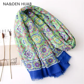 1PCS Tropical scarves NEW Spring Muslim hijab Summer soft beach wraps Viscose HI-Q flower print shawls Women Headband pendant
1PCS Tropical scarves NEW Spring Muslim hijab Summer soft beach wraps Viscose HI-Q flower print shawls Women Headband pendant