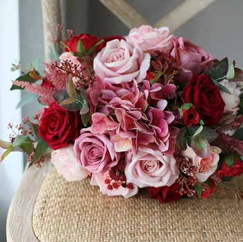 Retro Red Rose Forset Bridal Bouquets 2020 Wedding Home Decoration Artificial Bride Holding Brooch Bouquet Bride Mariage Flower
Retro Red Rose Forset Bridal Bouquets 2020 Wedding Home Decoration Artificial Bride Holding Brooch Bouquet Bride Mariage Flower