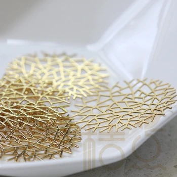 Brass Base Snow Flake Charm - 30mm (4169C)
Brass Base Snow Flake Charm - 30mm (4169C)