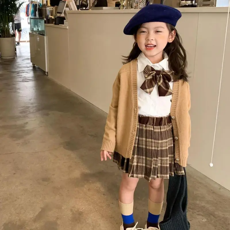 4 Piece Clothing Sets For Girls Children Cardigan Sweater Skirts And Shirts Tie 4PCS School Uniform Clothes Suits For Kids
4 Piece Clothing Sets For Girls Children Cardigan Sweater Skirts And Shirts Tie 4PCS School Uniform Clothes Suits For Kids