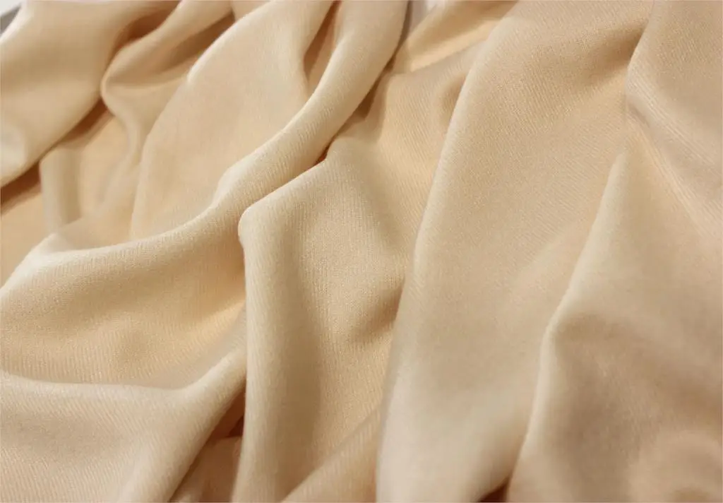 He42c2e98d1f34db7b9b8842f38d0e842u Autumn Long High-Quality Shawls He42c2e98d1f34db7b9b8842f38d0e842u
