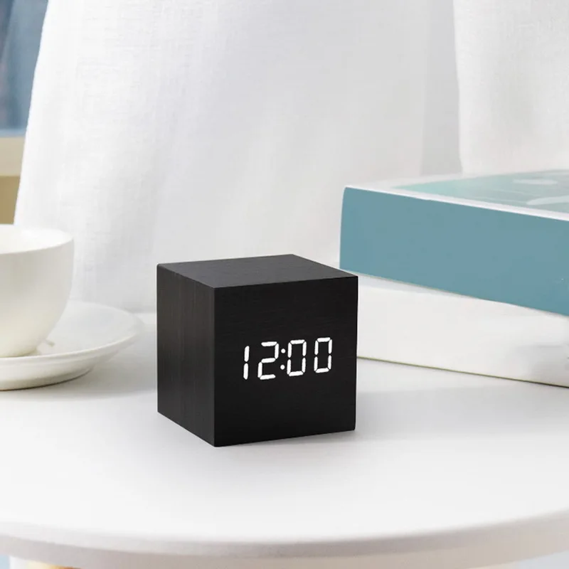 LED Wooden Alarm Clock Watch Table Voice Control Electronic Desktop USB/AAA Powered Clocks Table Decoration
LED Wooden Alarm Clock Watch Table Voice Control Electronic Desktop USB/AAA Powered Clocks Table Decoration